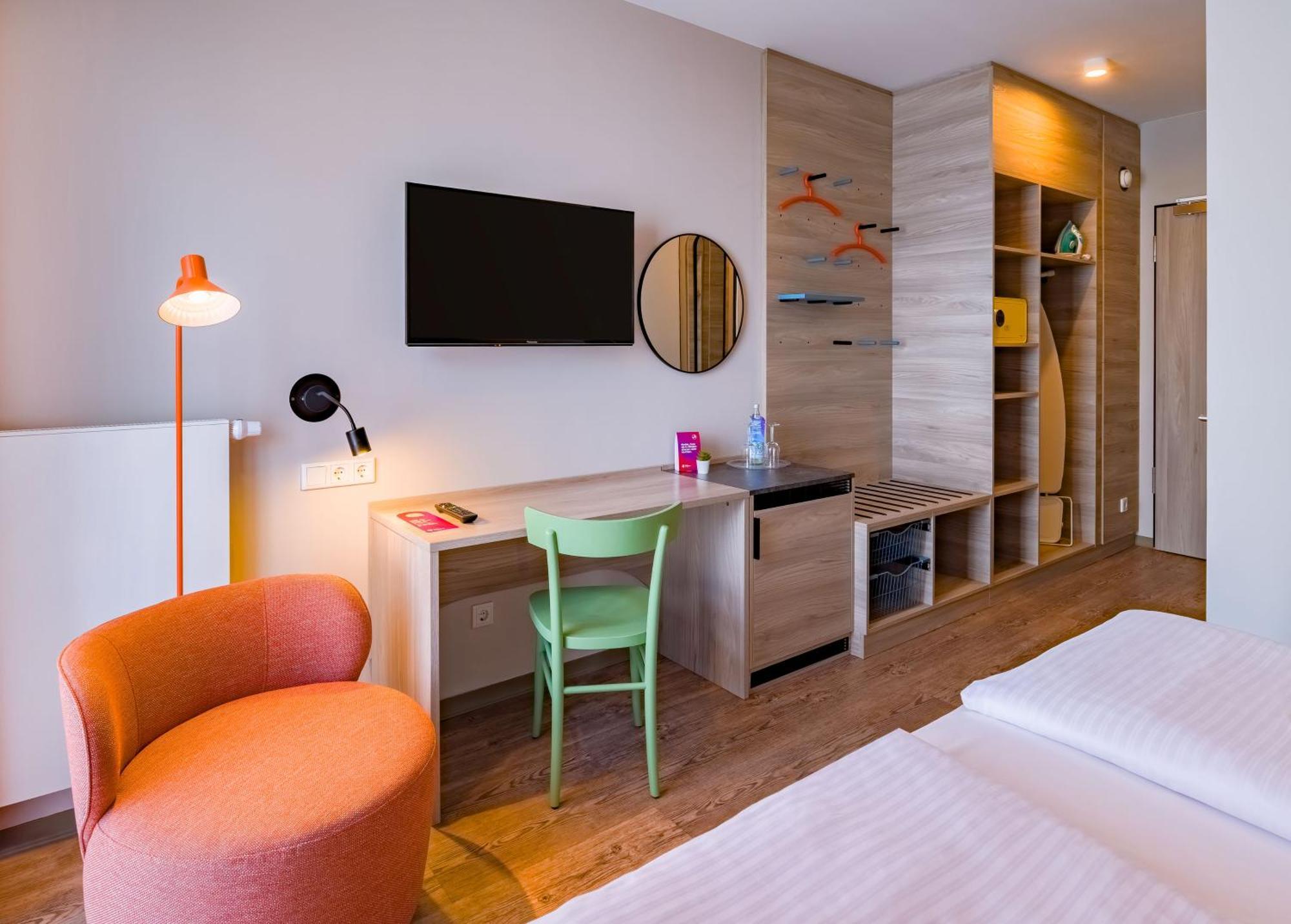 Ramada Encore By Wyndham Munich Messe Bagian luar foto