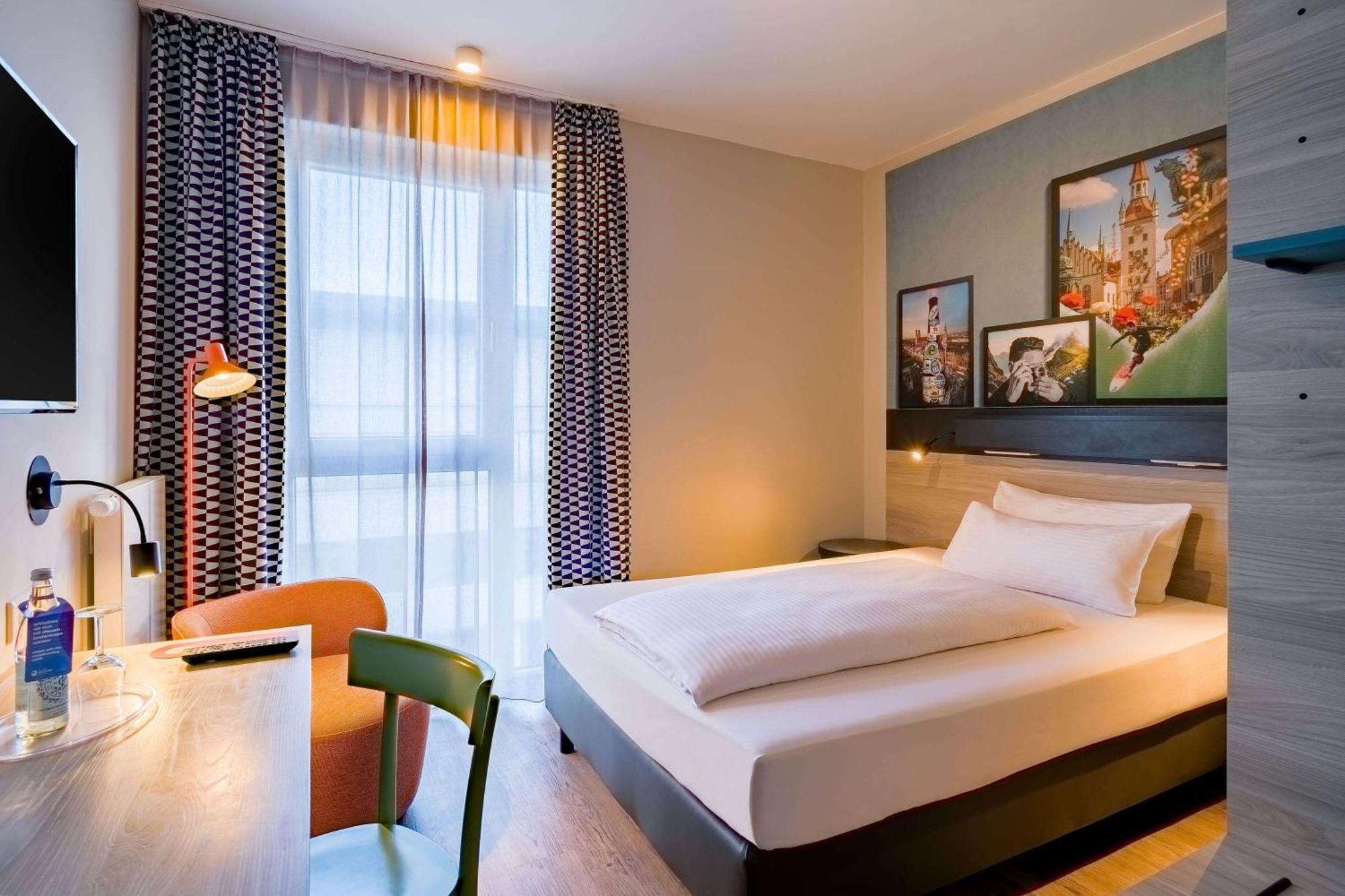 Ramada Encore By Wyndham Munich Messe Bagian luar foto